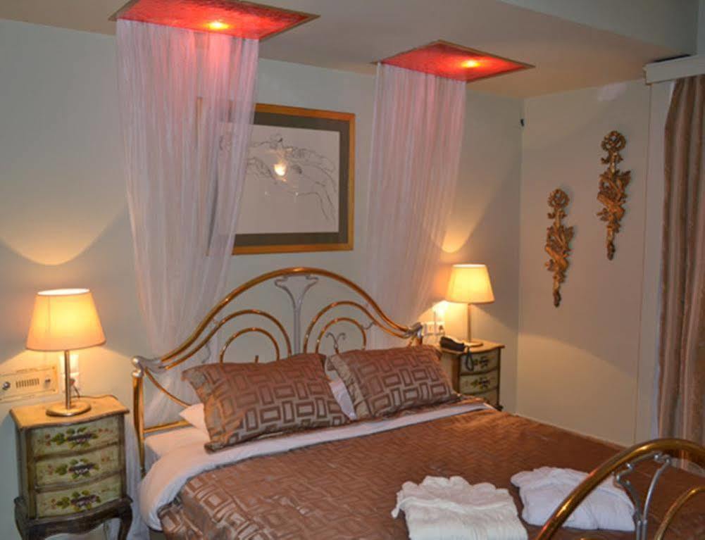 Queens Leriotis Hotel Pireus Zewnętrze zdjęcie